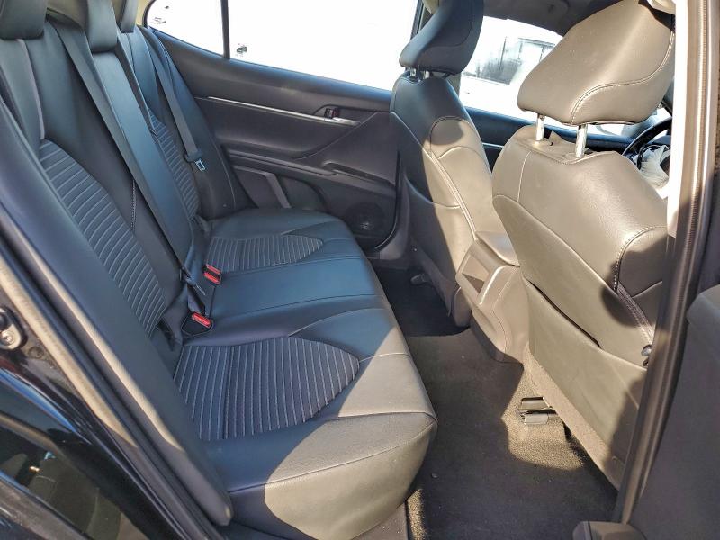 Фото 10 - TOYOTA CAMRY