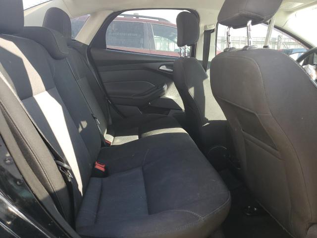 Фото 10 - FORD FOCUS