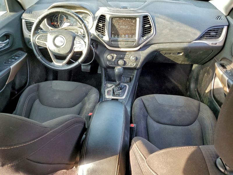 Фото 8 - JEEP GRAND CHER