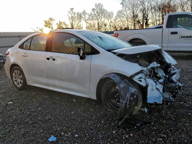 Фото 4 - TOYOTA COROLLA