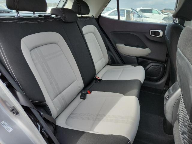 Фото 11 - HYUNDAI VENUE