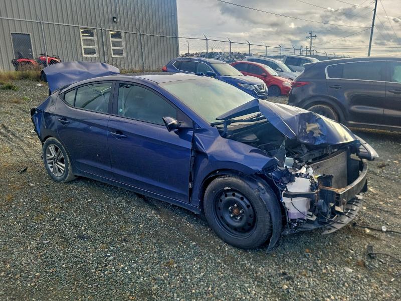 Фото 4 - HYUNDAI ELANTRA