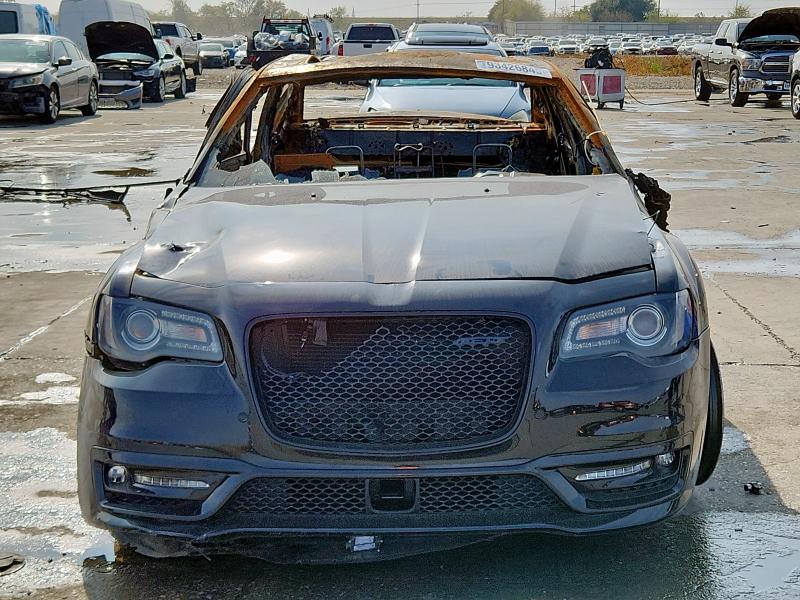 Фото 5 - CHRYSLER 300