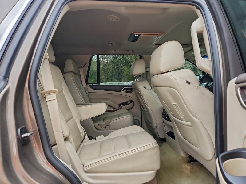 Фото 11 - GMC YUKON