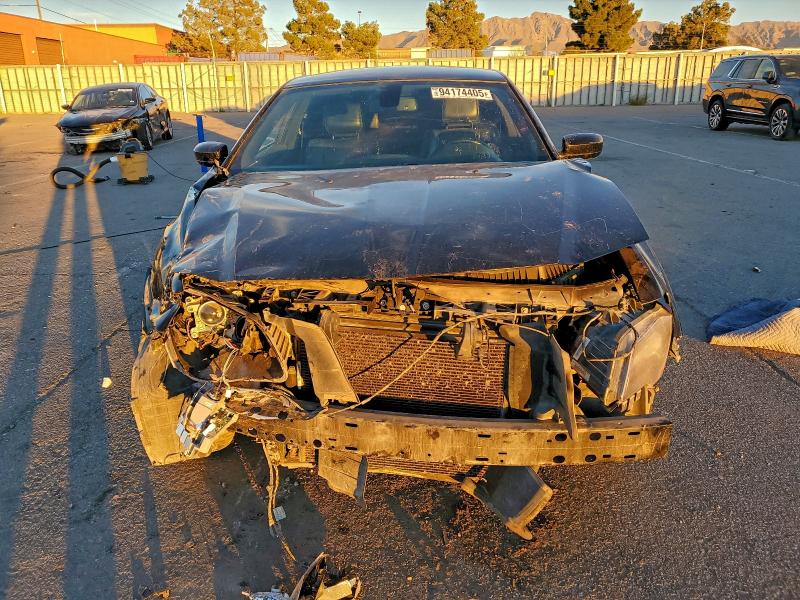 Фото 5 - CHRYSLER 300