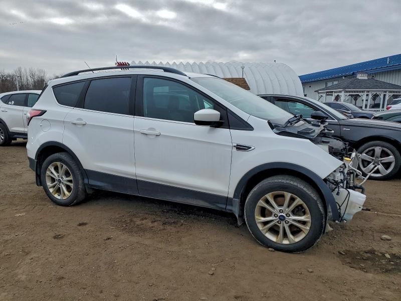 Фото 4 - FORD ESCAPE