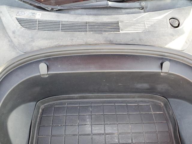 Фото 11 - TESLA MODEL 3