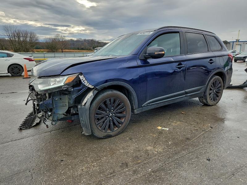 Фото 1 - MITSUBISHI OUTLANDER