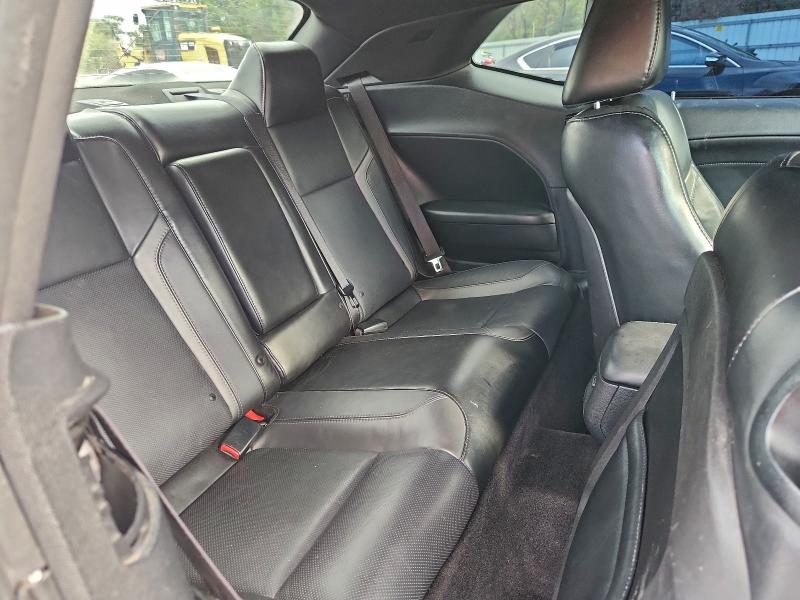 Фото 10 - DODGE CHALLENGER