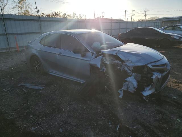 Фото 4 - TOYOTA CAMRY