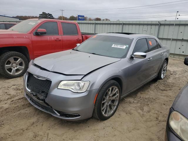 Фото 1 - CHRYSLER 300