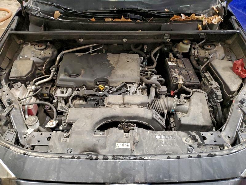 Фото 12 - TOYOTA RAV4