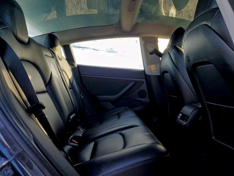 Фото 10 - TESLA MODEL 3