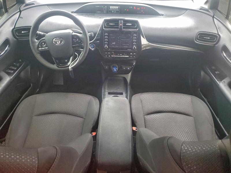 Фото 8 - TOYOTA PRIUS