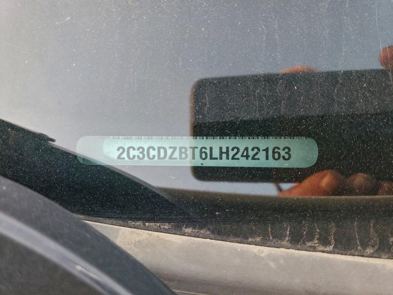 Фото 13 - DODGE CHALLENGER