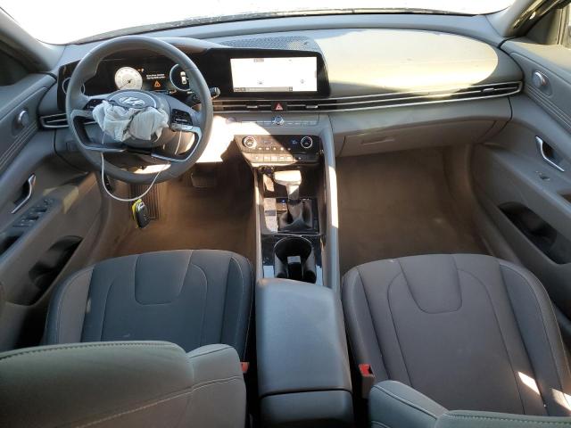 Фото 8 - HYUNDAI ELANTRA