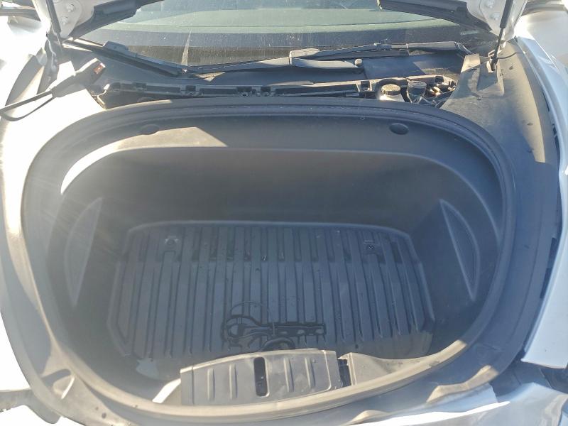 Фото 11 - TESLA MODEL 3