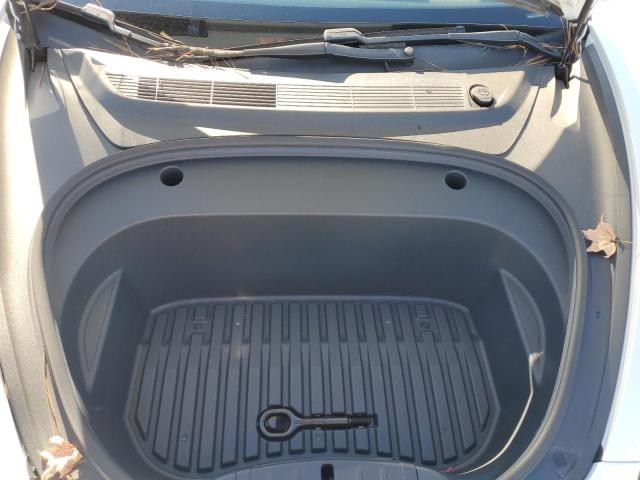 Фото 11 - TESLA MODEL 3