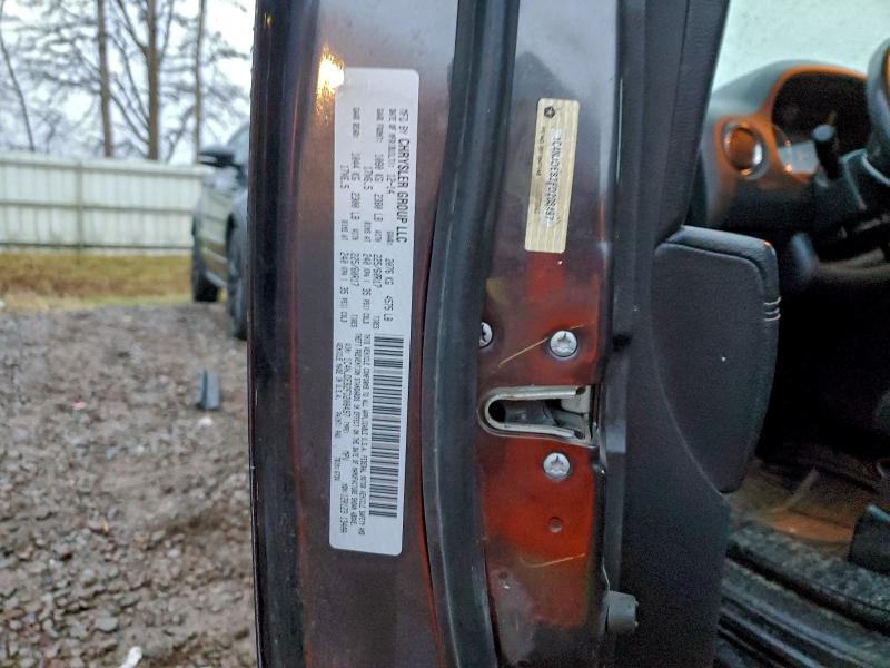 Фото 13 - JEEP COMPASS