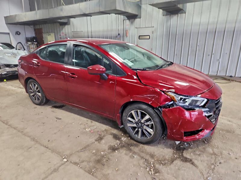 Фото 4 - NISSAN VERSA