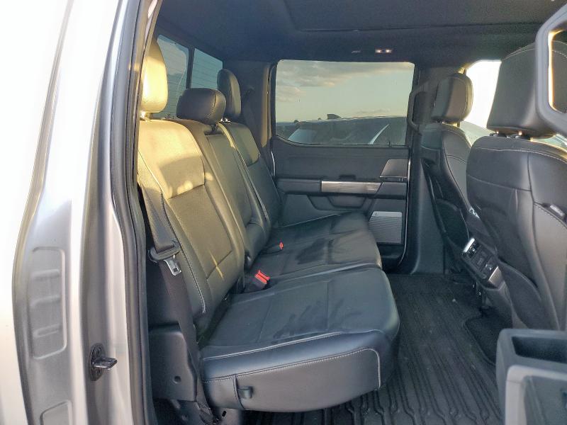 Фото 10 - FORD F-150