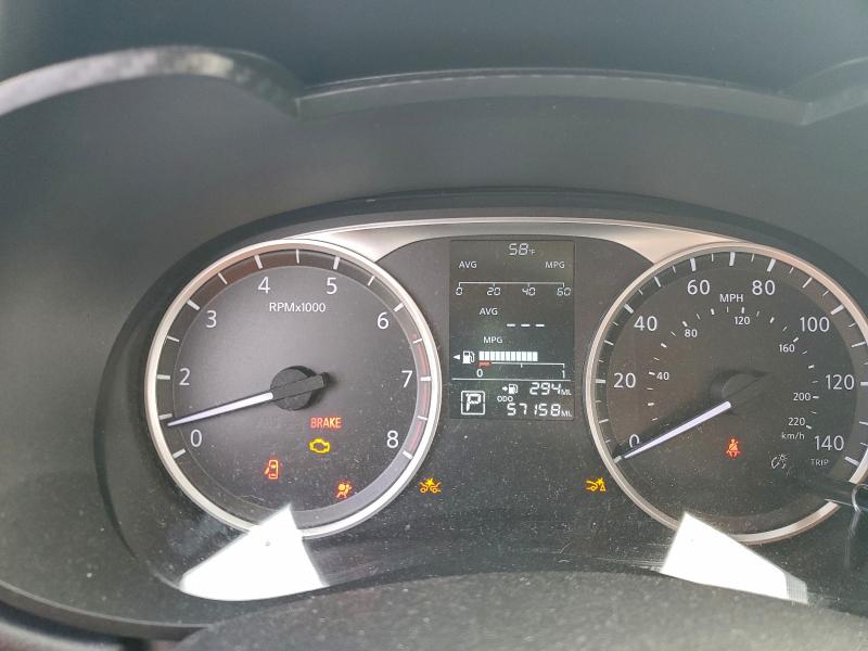 Фото 9 - NISSAN VERSA