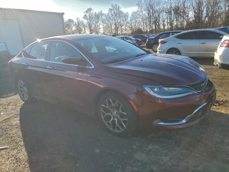 Фото 4 - CHRYSLER 200
