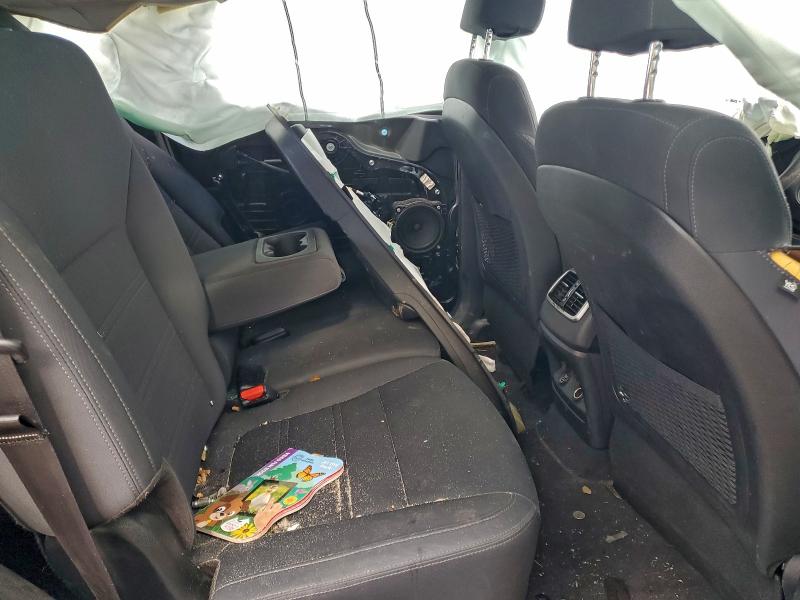 Фото 10 - KIA SORENTO