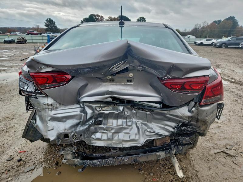 Фото 6 - HYUNDAI ACCENT