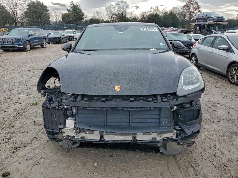 Фото 5 - PORSCHE CAYENNE