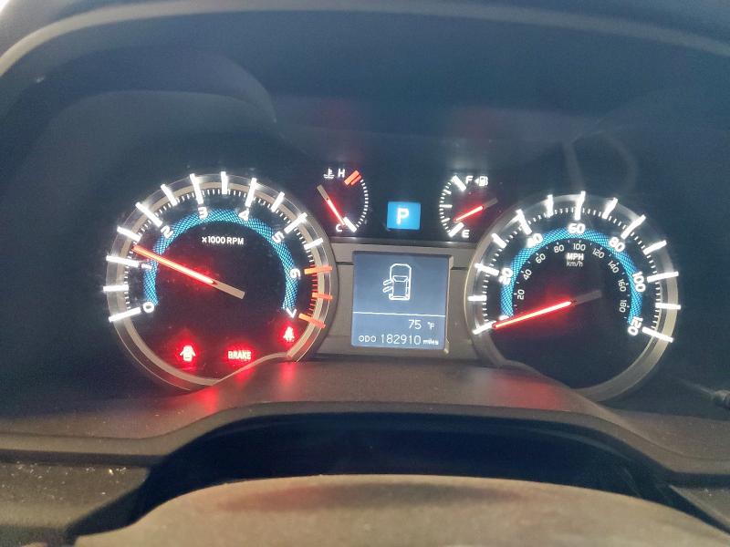 Фото 9 - TOYOTA 4RUNNER