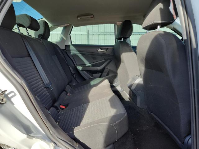 Фото 10 - VOLKSWAGEN JETTA