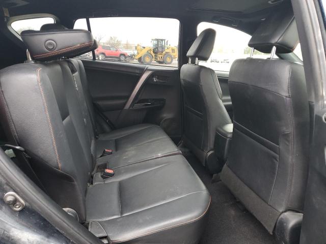 Фото 10 - TOYOTA RAV4