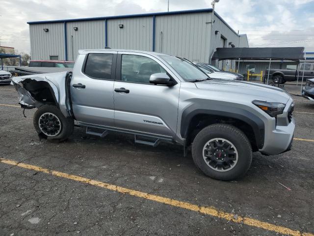 Фото 4 - TOYOTA TACOMA