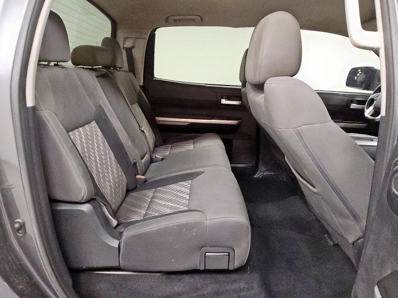 Фото 10 - TOYOTA TUNDRA