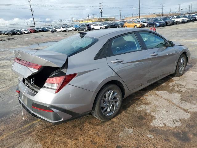 Фото 3 - HYUNDAI ELANTRA