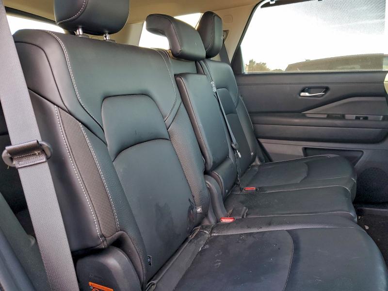 Фото 11 - NISSAN PATHFINDER