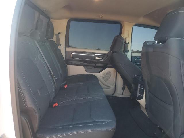 Фото 10 - RAM 1500