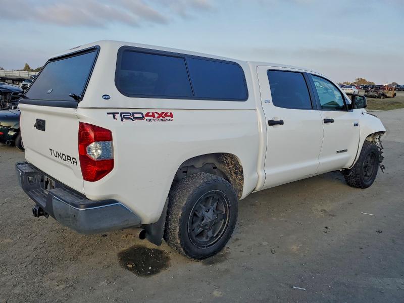 Фото 3 - TOYOTA TUNDRA