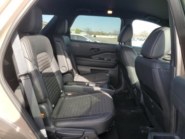 Фото 11 - NISSAN PATHFINDER