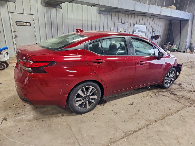 Фото 3 - NISSAN VERSA