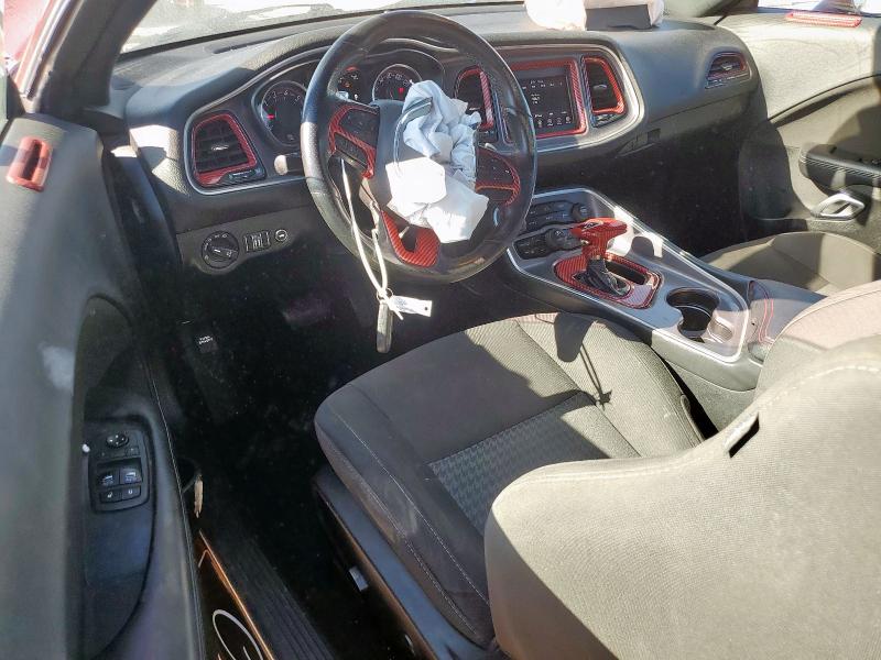 Фото 8 - DODGE CHALLENGER