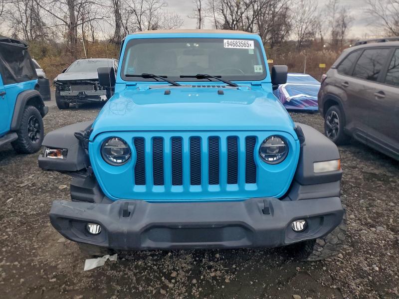 Фото 5 - JEEP WRANGLER