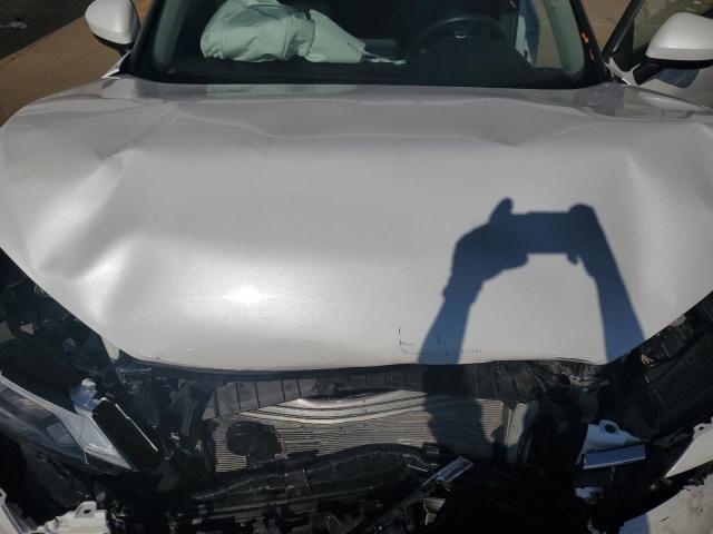 Фото 12 - NISSAN ROGUE