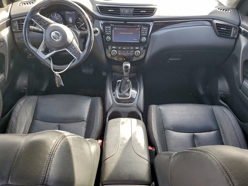 Фото 8 - NISSAN ROGUE