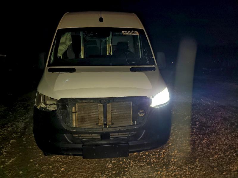 MERCEDES-BENZ SPRINTER 2019 VIN WD3PF1CD4KP051605