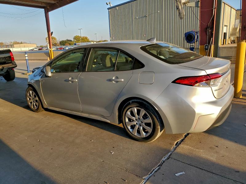 Фото 2 - TOYOTA COROLLA