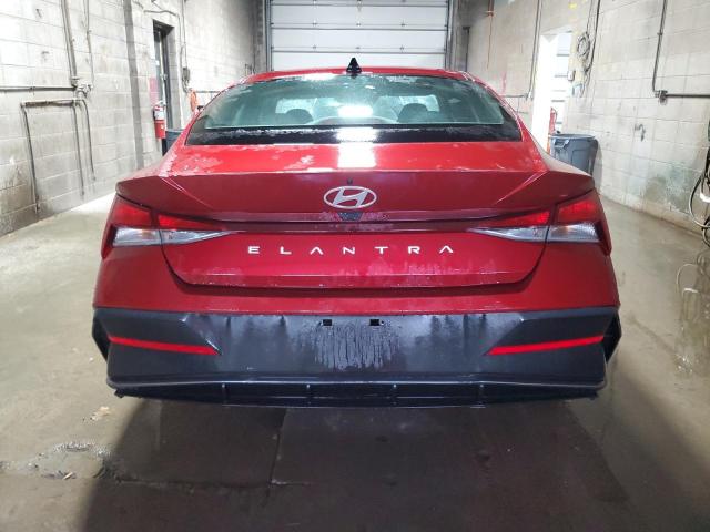 Фото 6 - HYUNDAI ELANTRA