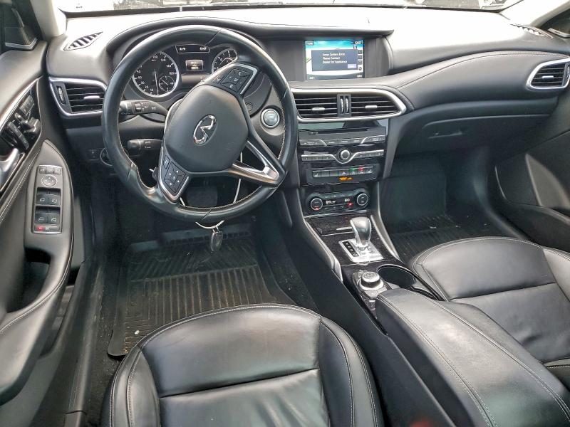 Фото 8 - INFINITI QX30