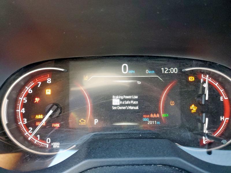 Фото 9 - TOYOTA RAV4